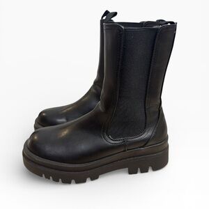 JF Boots Black Faux Leather Chelsea Lug Sole Boots Women’s US 8.5 Combat Style